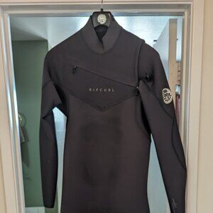 Wet Suit Size XL